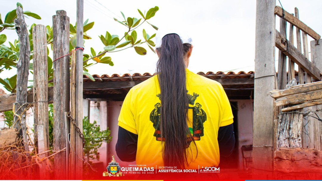 Entrega de cestas básicas para famílias acompanhadas pelos CRAS e CREAS nesse final de ano.