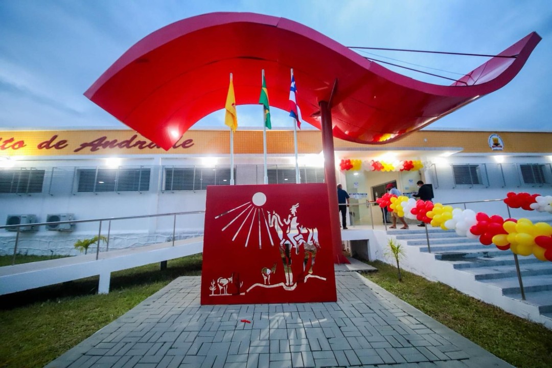 CMQ-AB e Teatro Jayme Salgado: 02 anos de muitas emoções. Parabéns!