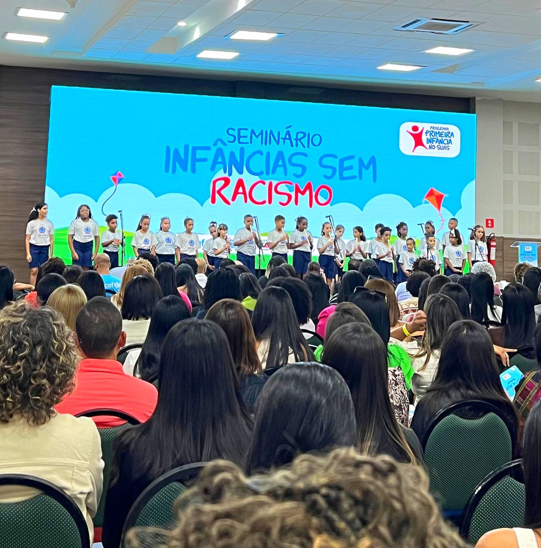"Infâncias sem Racismo": SMAS participa de capacitação para trabalhadores do programa PRIMEIRA INFÂNCIA