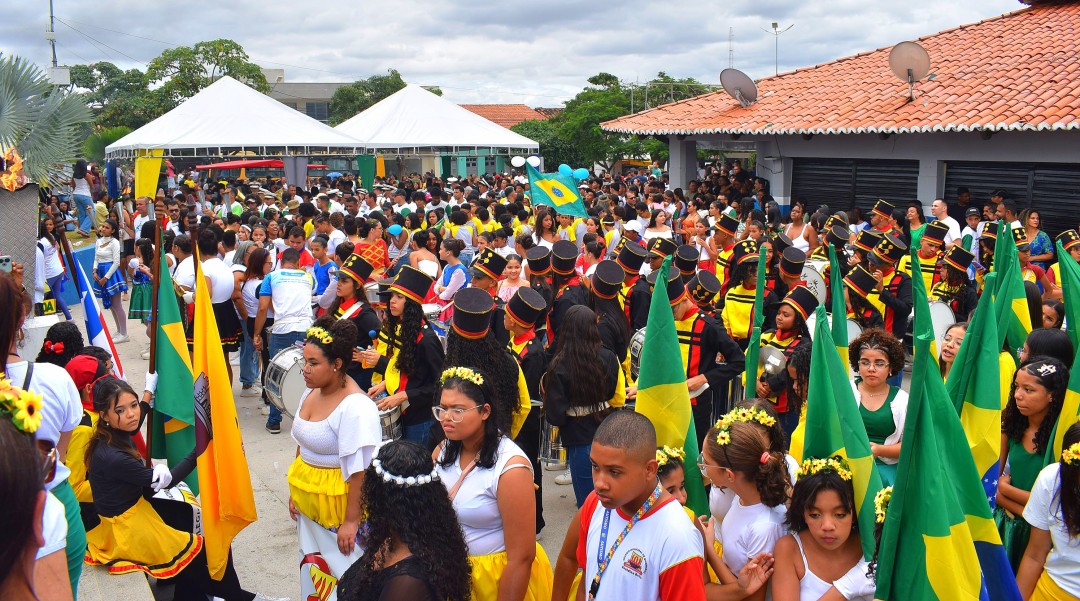 Encerramento do Fogo Simbólico Municipal marca o 07 de Setembro em Queimadas
