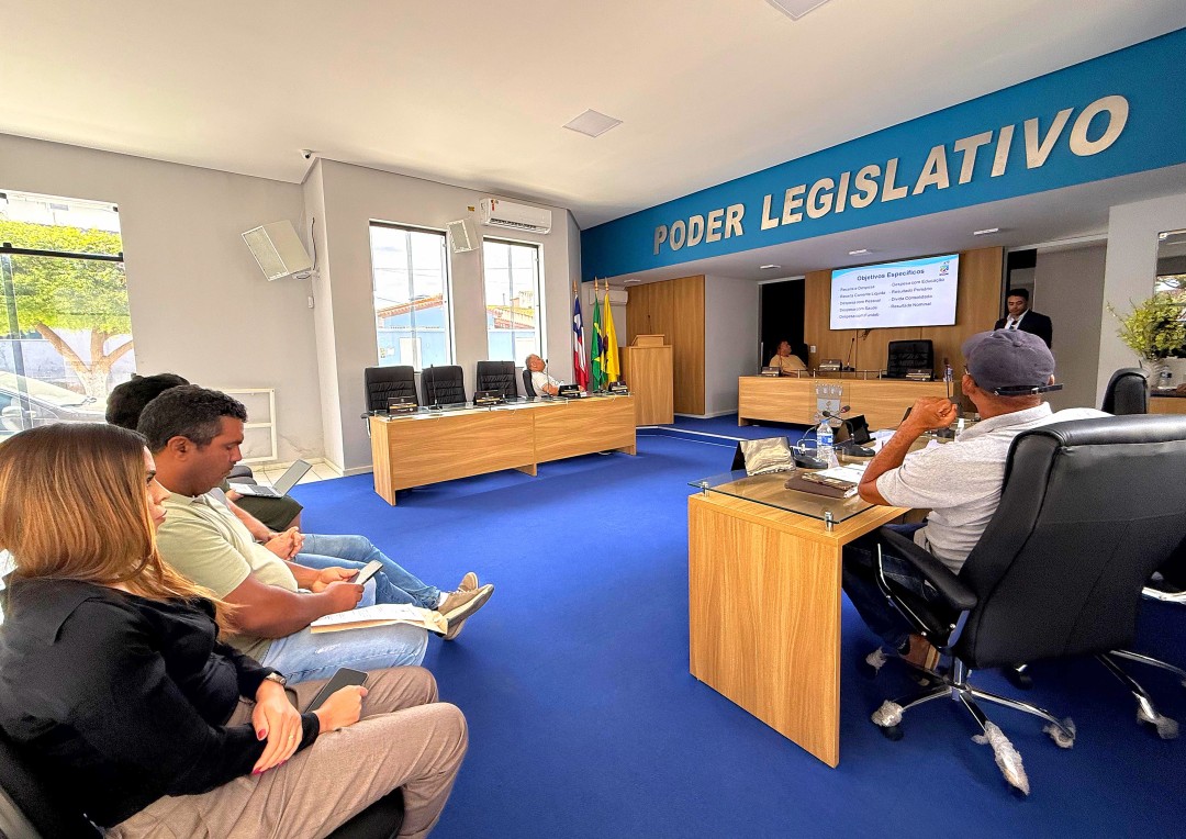 PREFEITURA DE QUEIMADAS REALIZA AUDIÊNCIA PÚBLICA DE DEMONSTRAÇÃO E AVALIAÇÃO DAS METAS FISCAIS DO 2º QUADRIMESTRE DE 2025